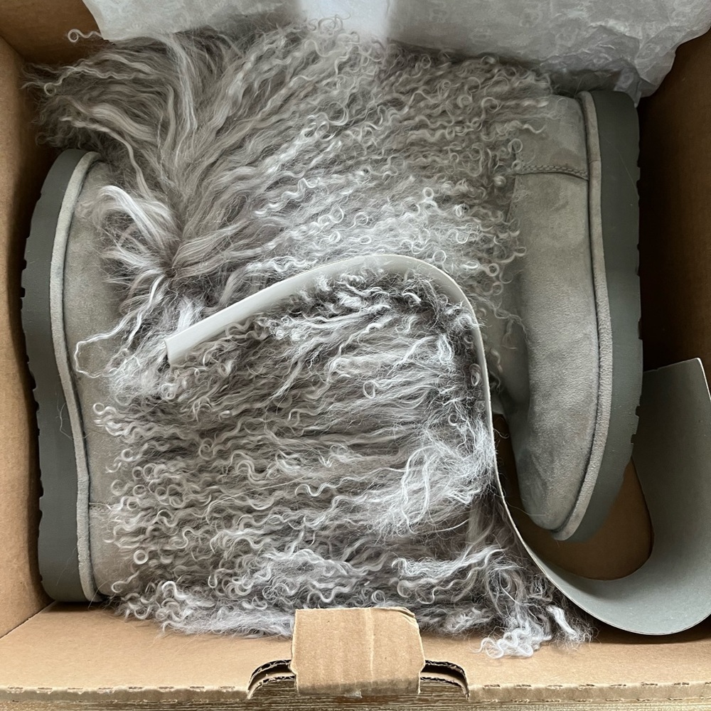 Ugg Grey fluff boot - Picture 8 of 10